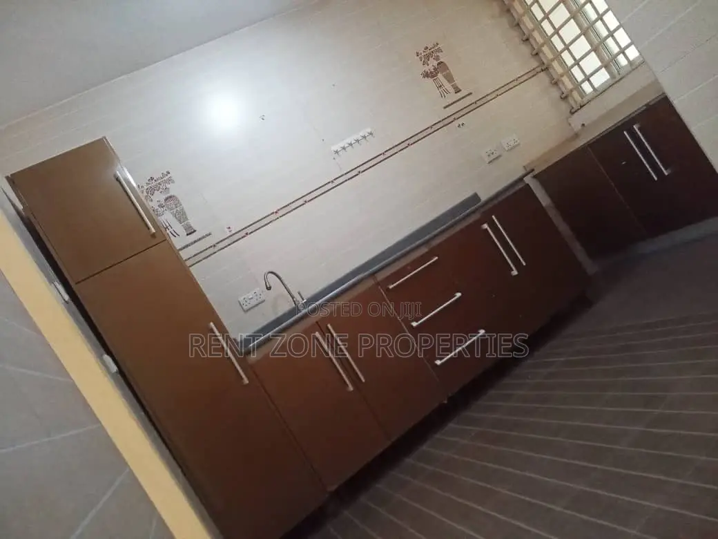 3bdrm Apartment in Rent Zone Properties, Ofankor for rent