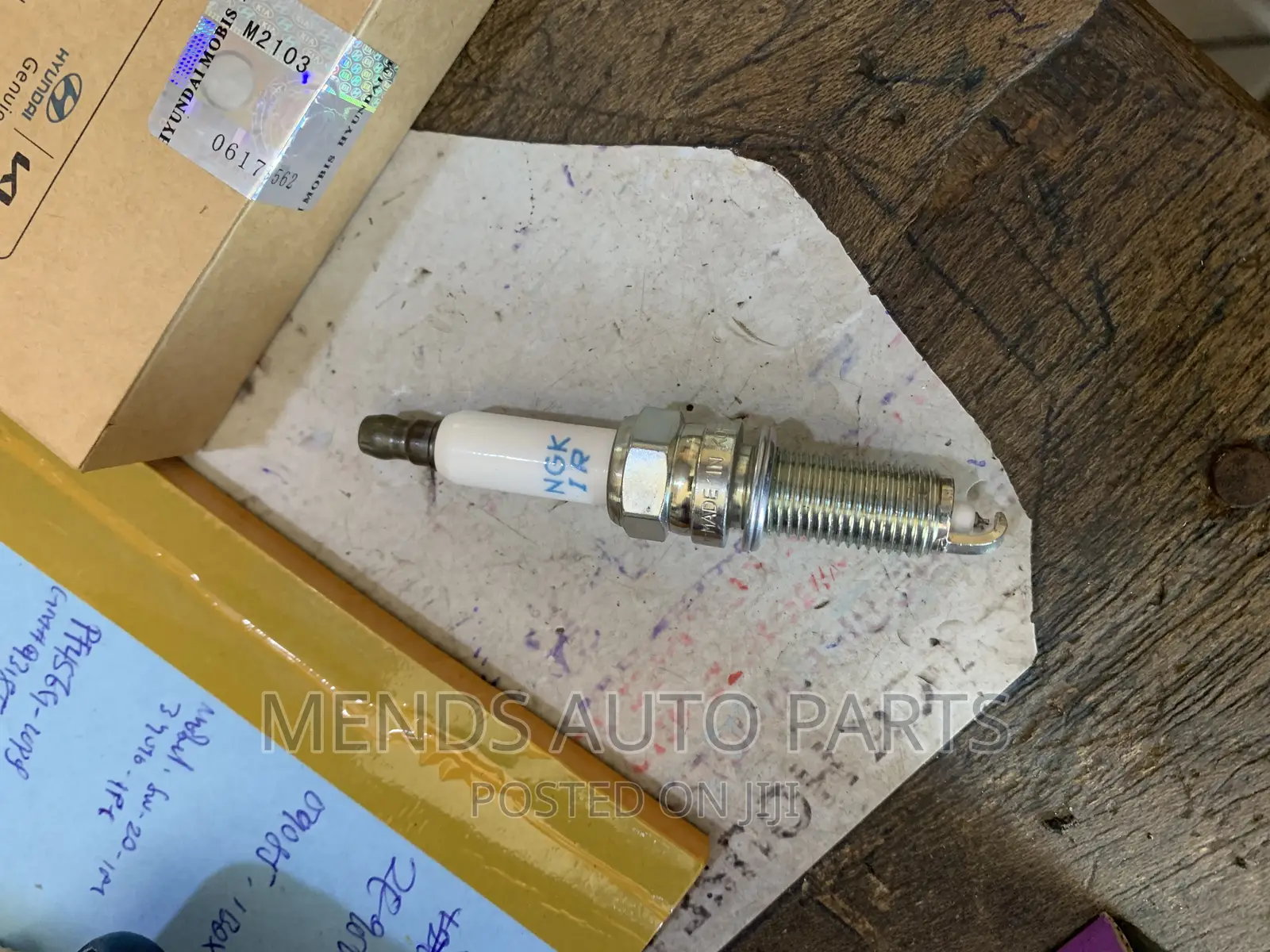 Original Hyundai Elantra Plugs ,Sonata Plugs , Santafe