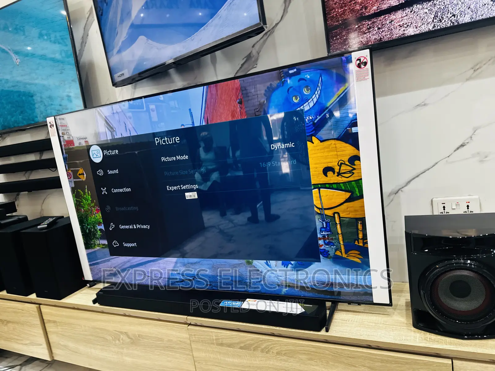  in Sleek Samsung 50”Au9000 UHD Smart Tv 