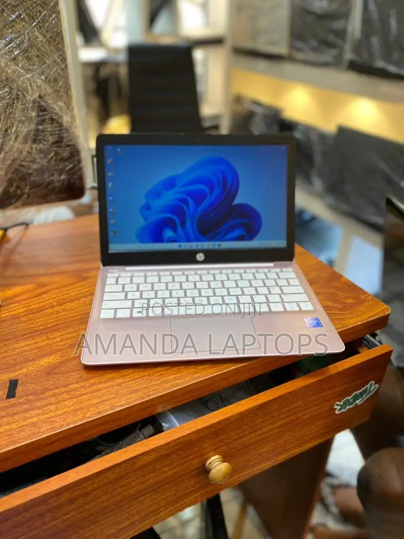 New Laptop HP Stream Laptop 2GB Intel Celeron SSD 32GB