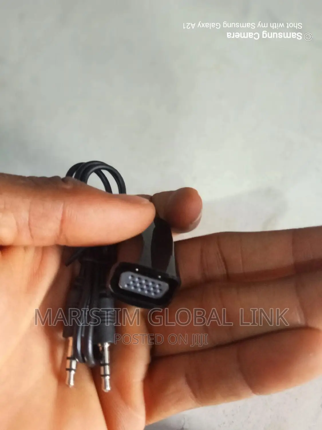 HDMI to VGA Adapter With Audio