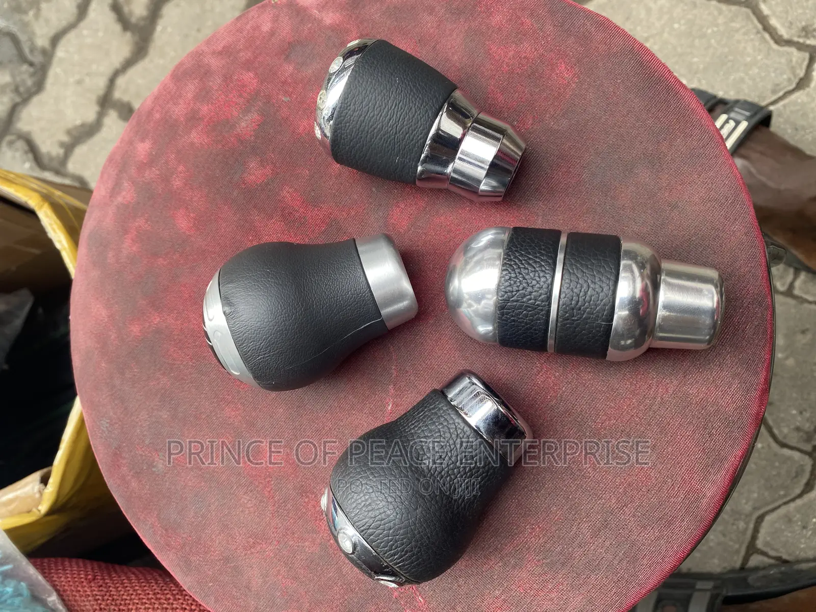 Gear Knob ( Both Home Use and Brand New )