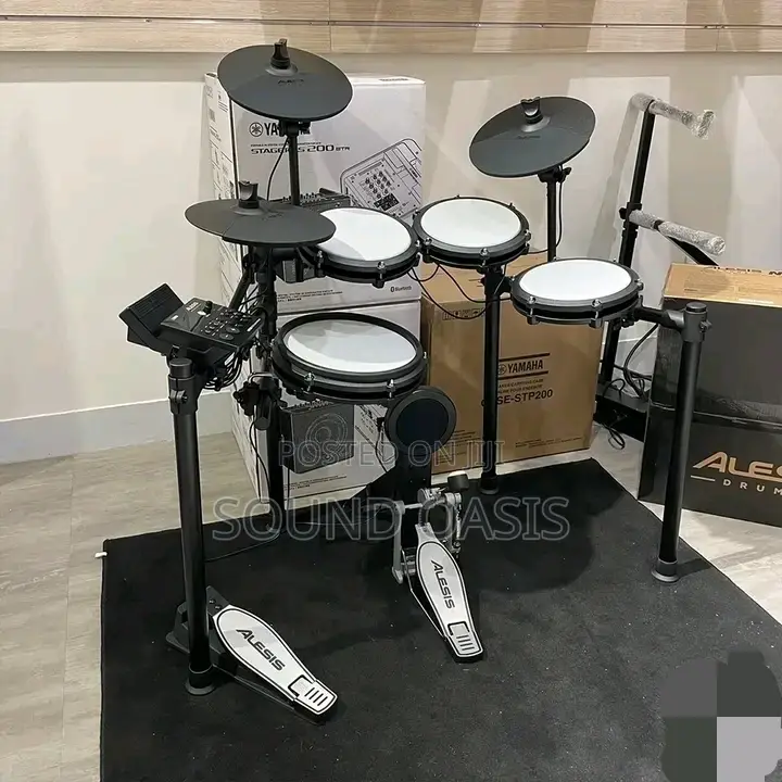 Alesis Nitro Max 8-Piece Electronic Drum Set With Bluetooth