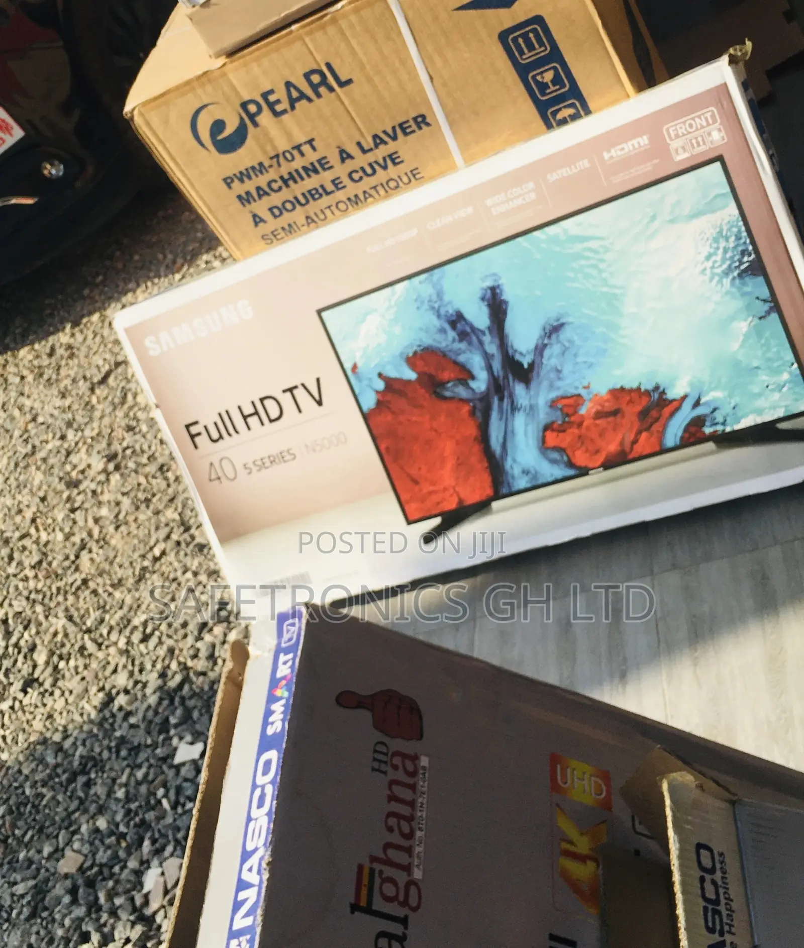 Glossy Black 40 Inches Samsung N5000 Electric LED Tv