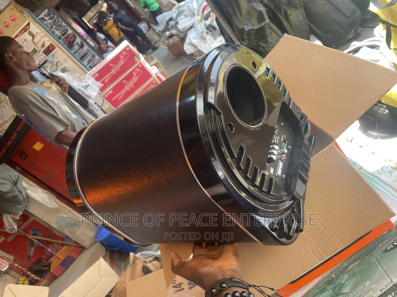 Round Subwoofer ( Base Master )