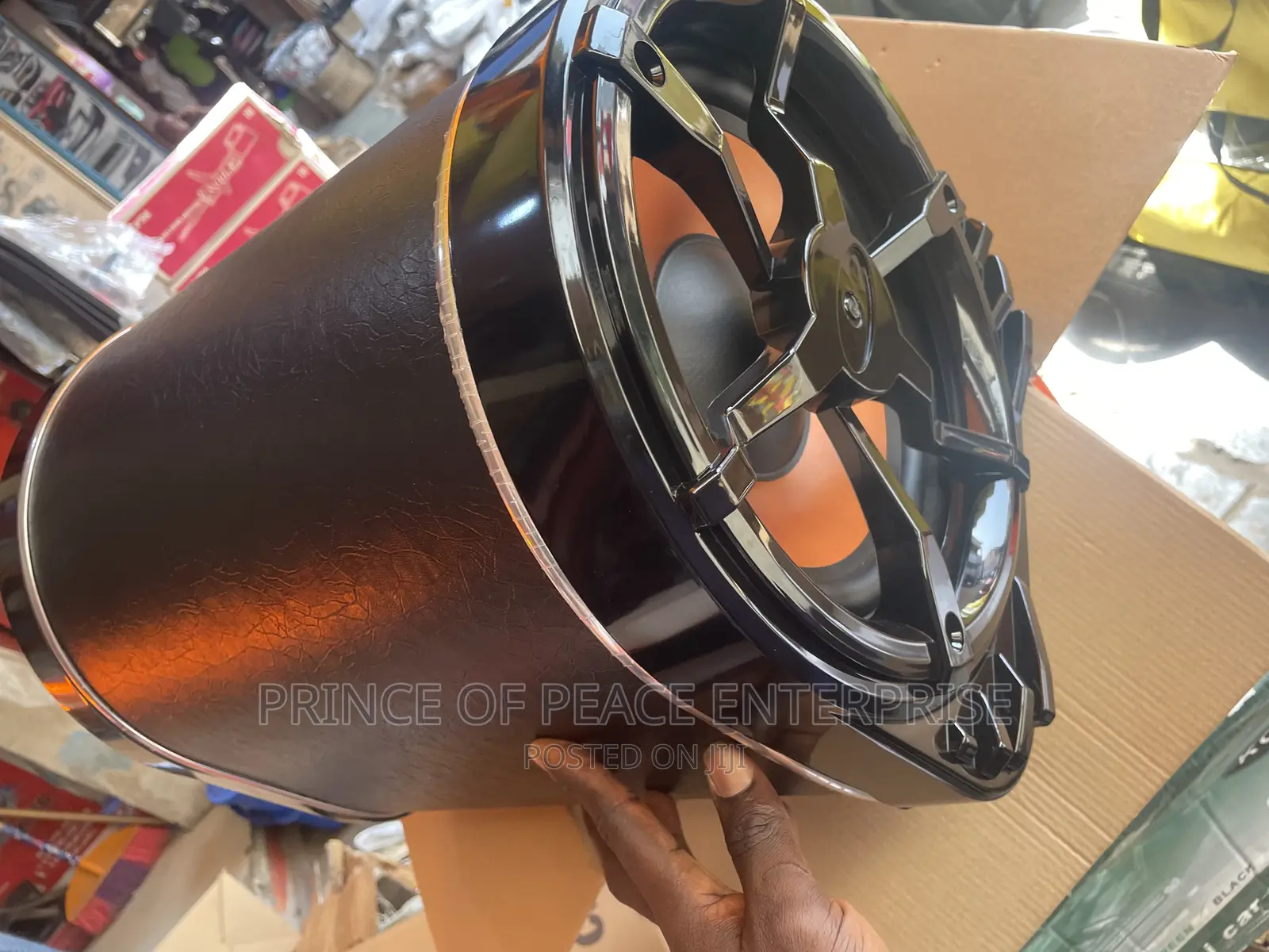 Round Subwoofer ( Base Master )