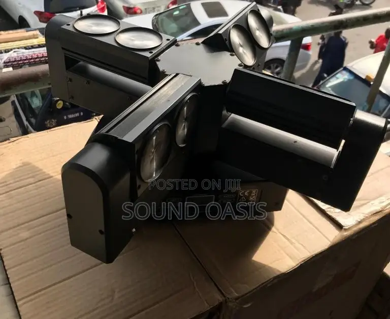 Strobe Club Light (Moving Head)