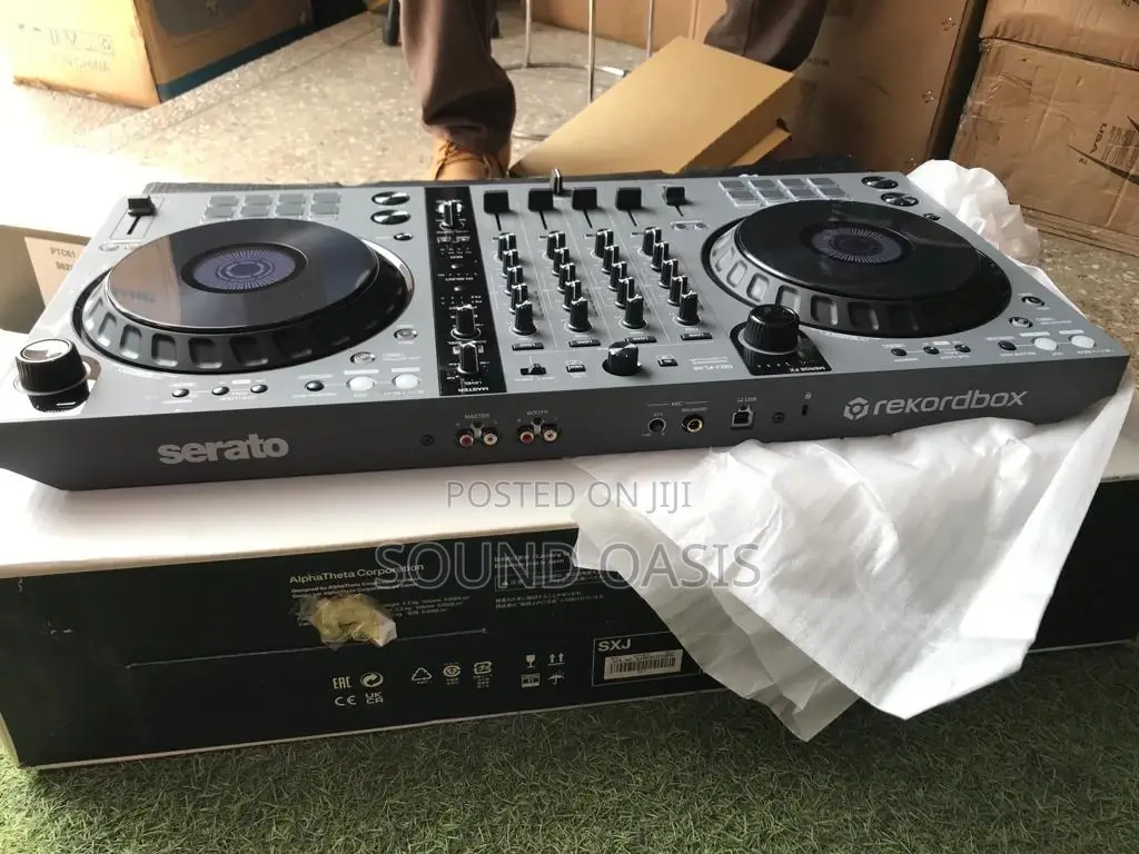 Pioneer DJ DDJ-FLX6-GT 4-Deck Rekordbox Serato Controller