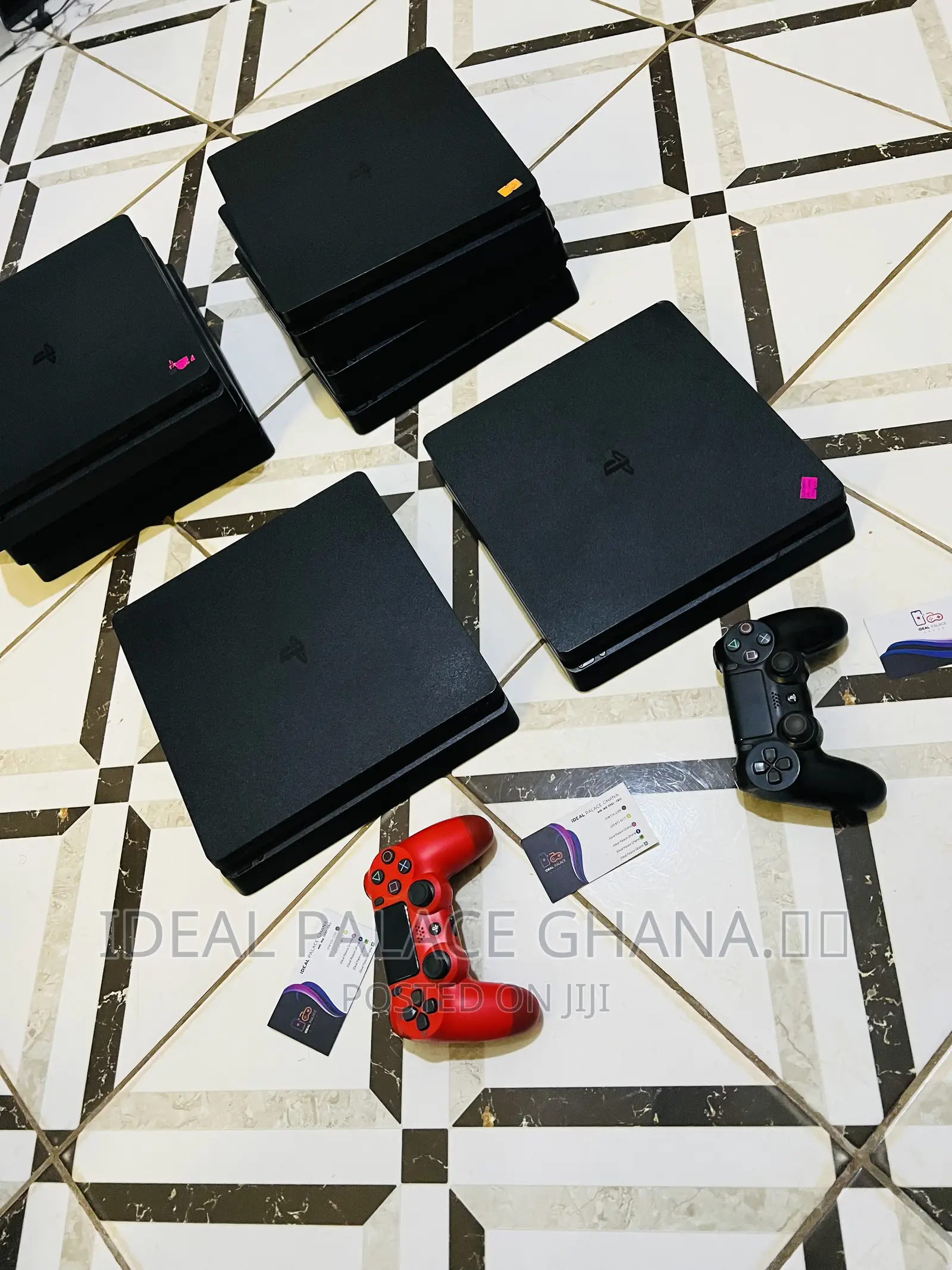 Discounted / Promo Ps4 Slim 8 Games