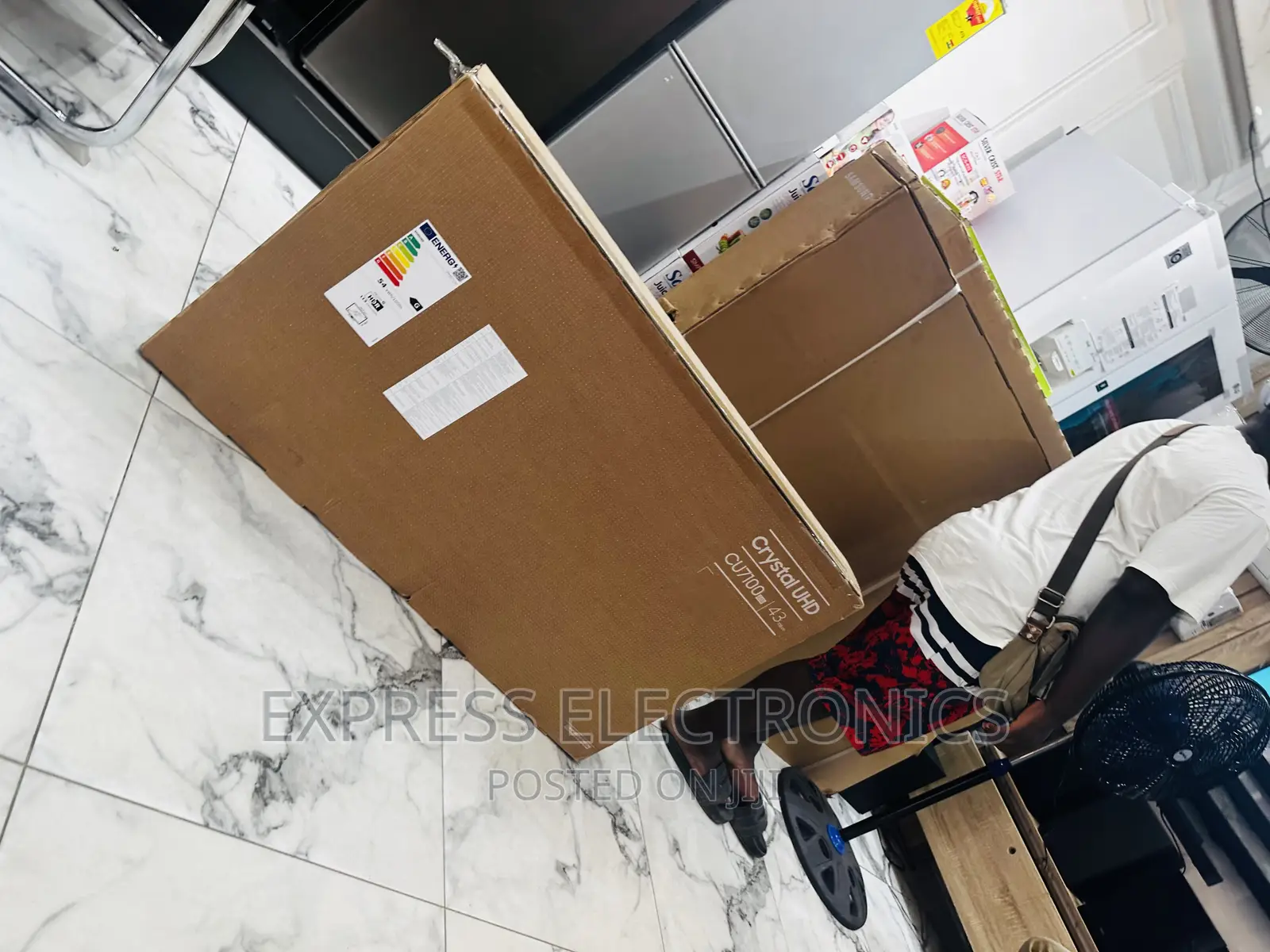 2023 Model UHD Smart Samsung 43”Cu7172