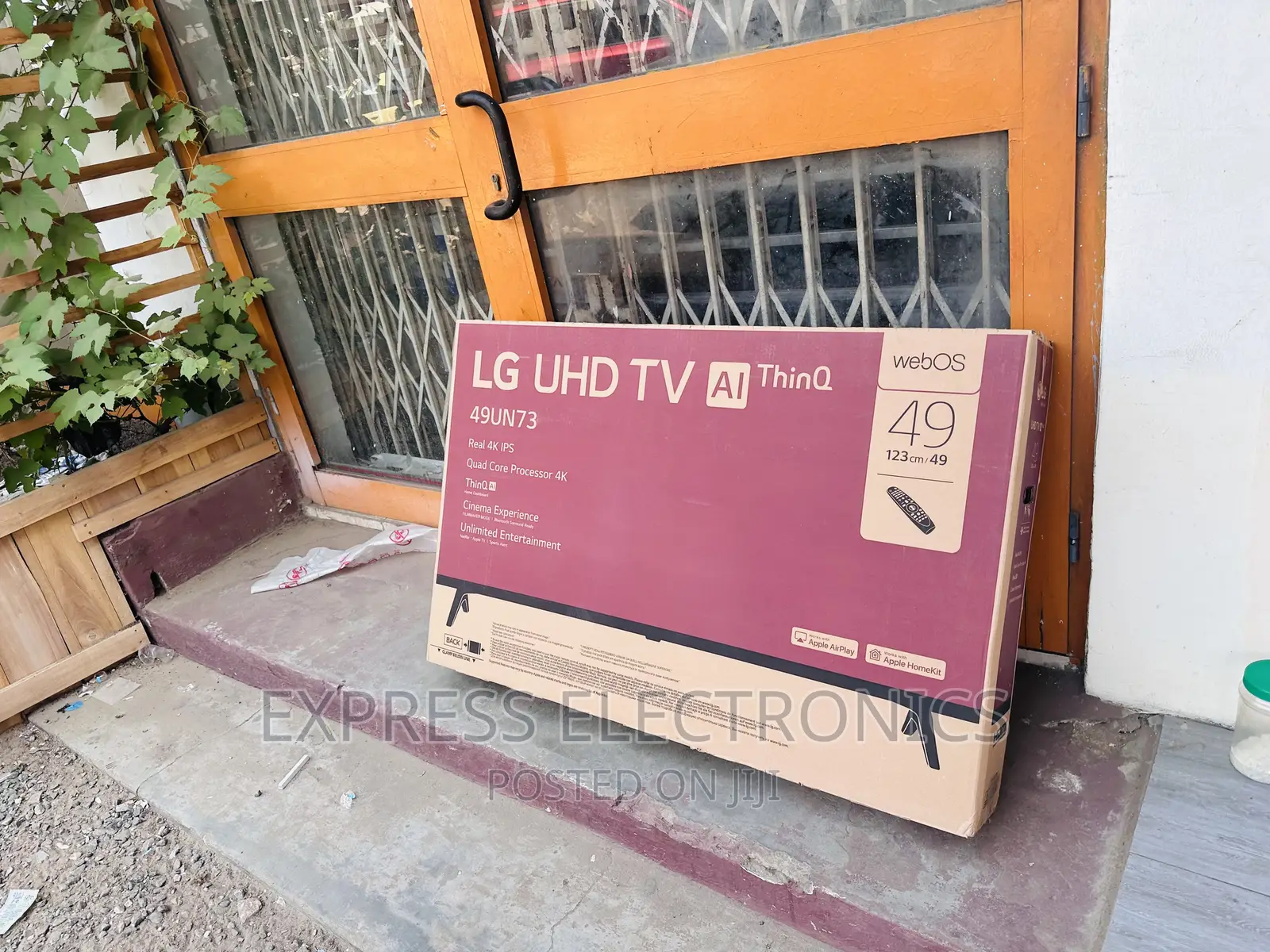 Sharp Smart LG UHD 49”UN73540 Tv 