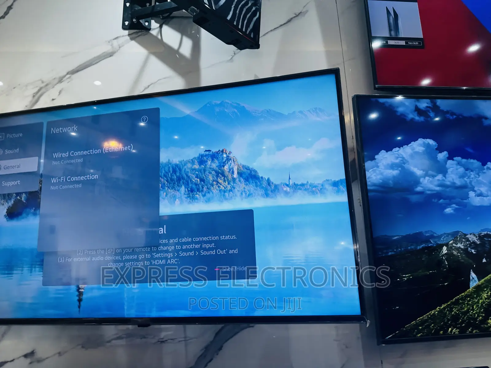 Perfect Sleek Design UHD Smart LG 55”UR73
