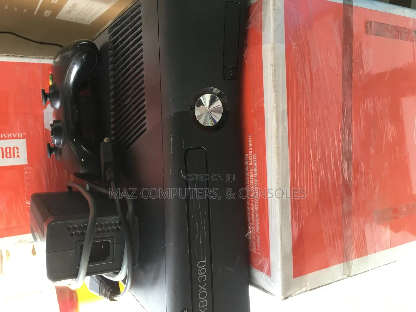 Xbox 360 Slim With 20 Crazy Games