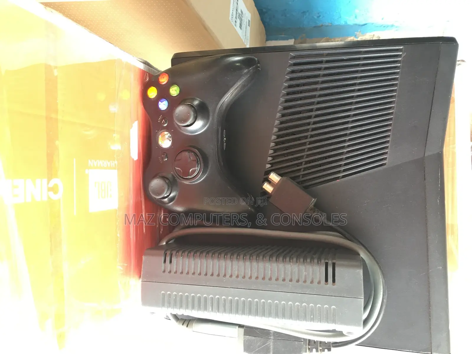 Xbox 360 Slim With 20 Crazy Games
