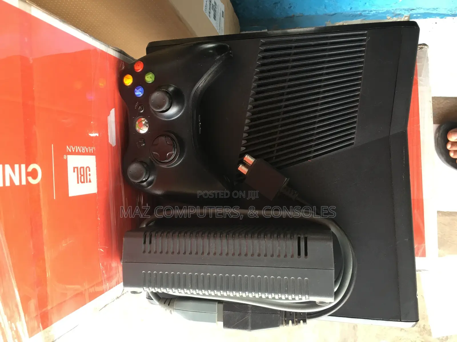Xbox 360 Slim With 20 Crazy Games