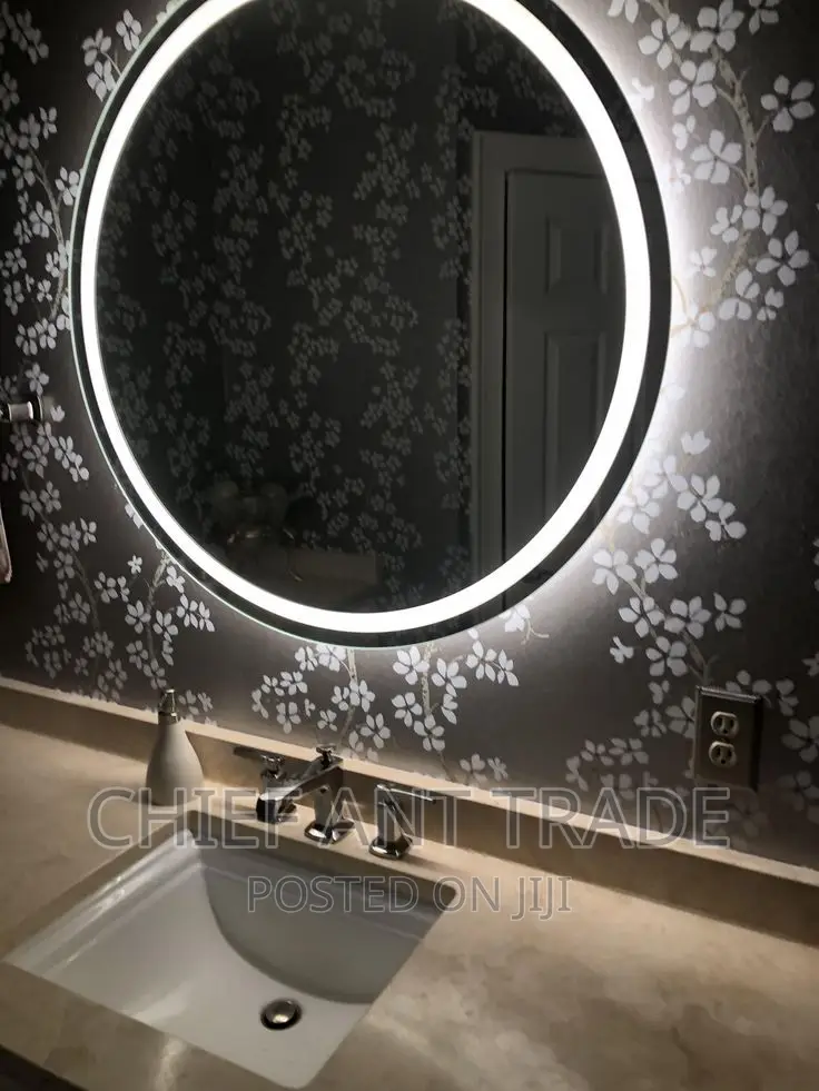 Background and Front Light Mirror.
