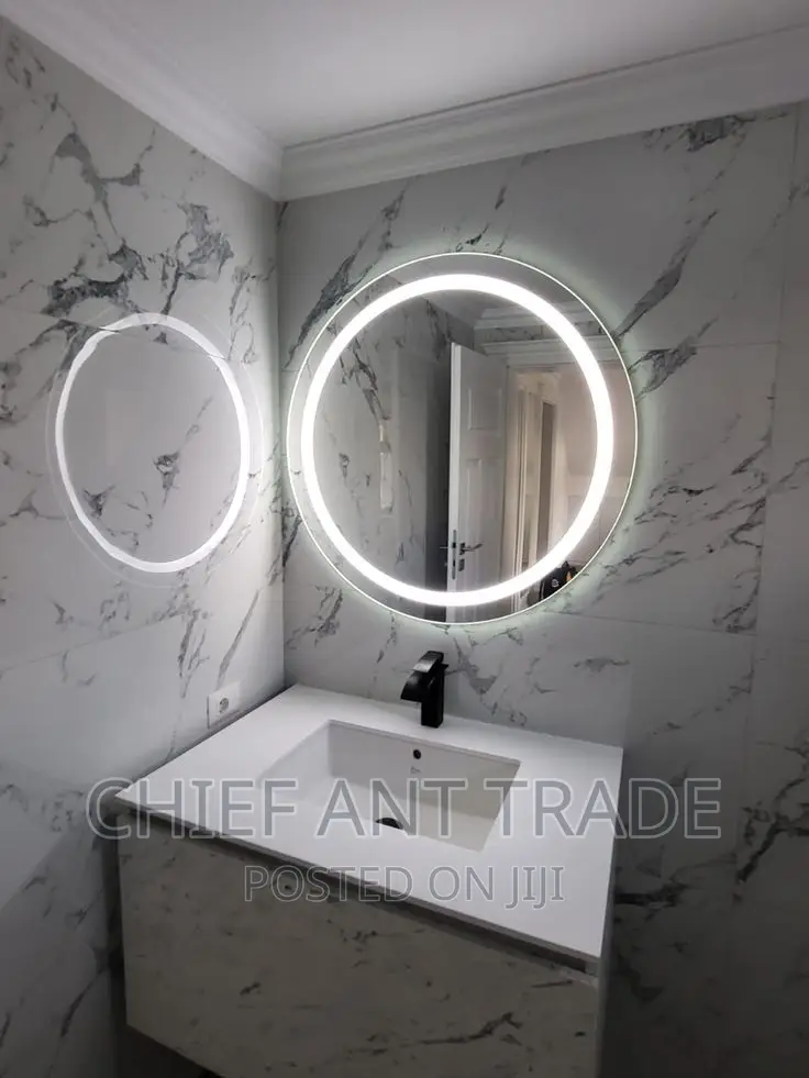 Background and Front Light Mirror.