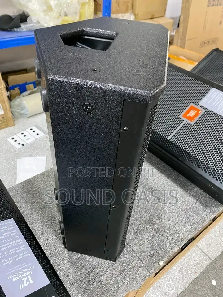 Srx712m 12" High-power Two-way Stage Monitor
