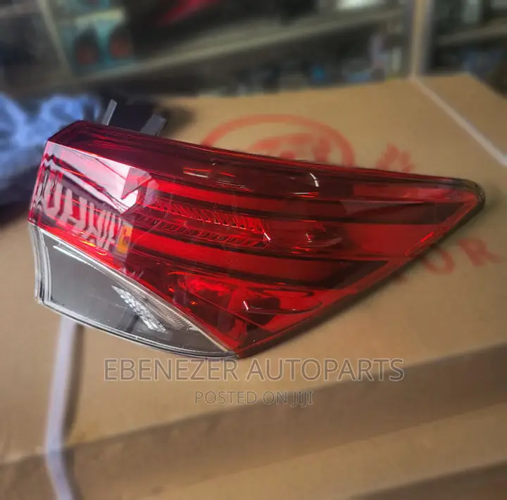 Toyota Fortuner 2016,2017 Taillight