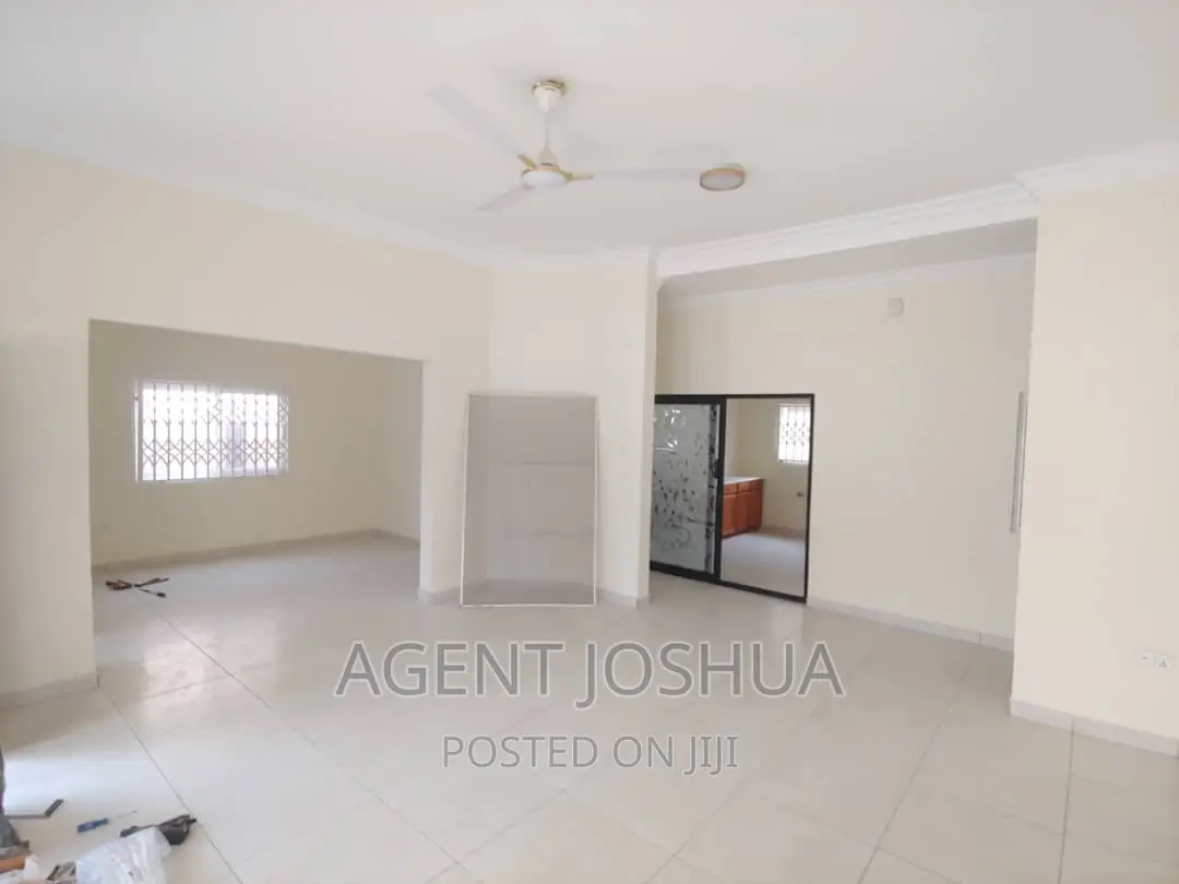 5bdrm House in Manet Court Estate, Spintex for rent