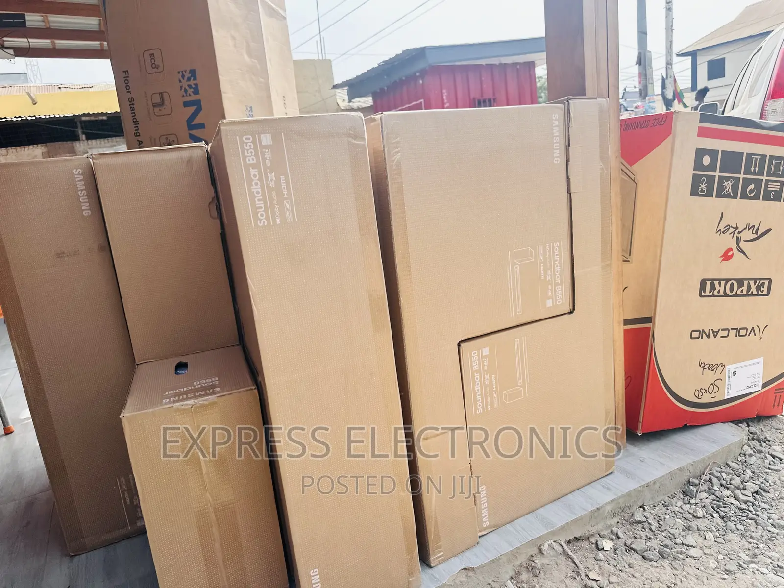 B550 Soundbar Wit. Woofer Samsung Wireless Connection
