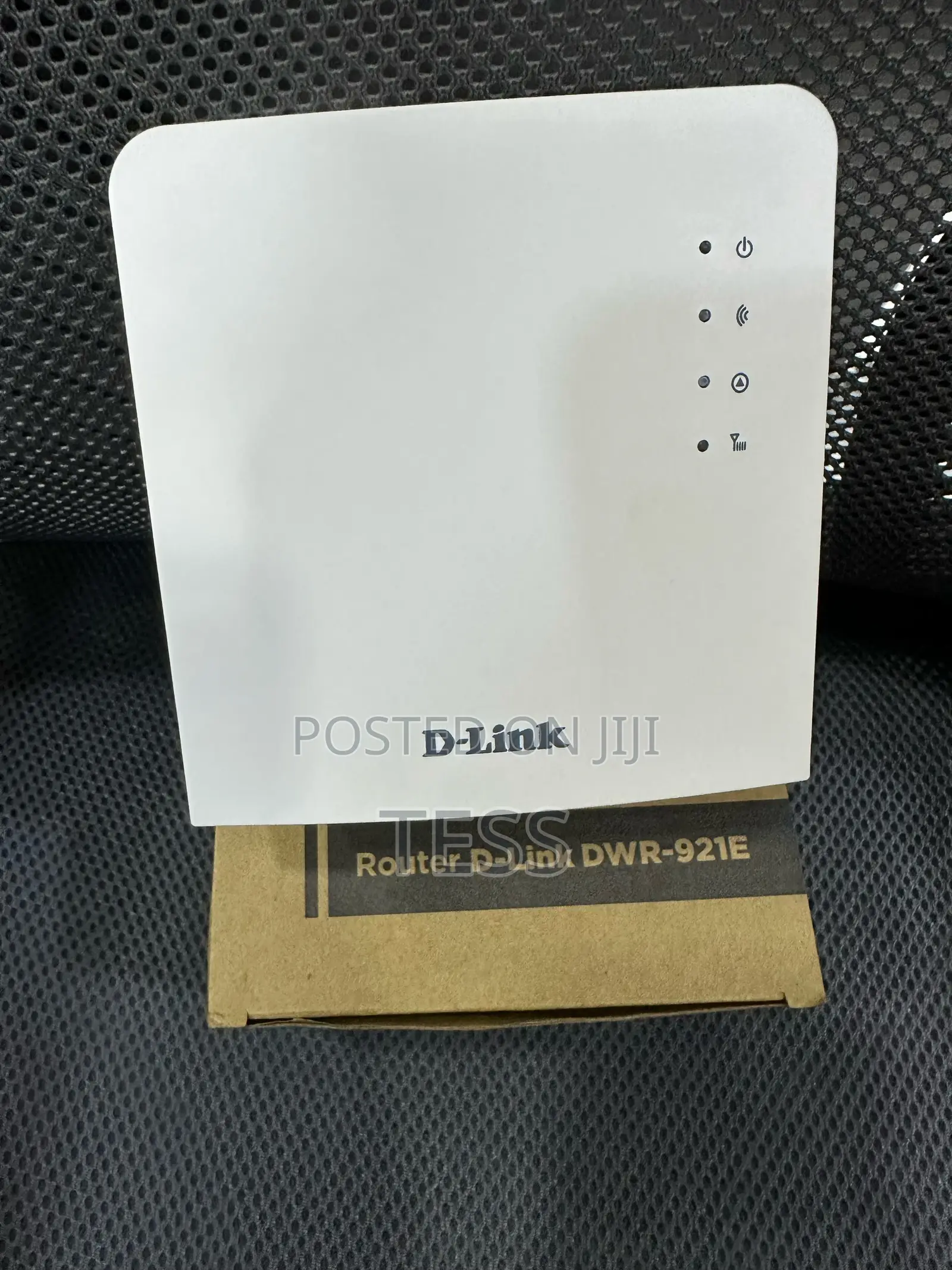 D-Link 4G LTE DWR-921E Universal Sim Router With Antenna