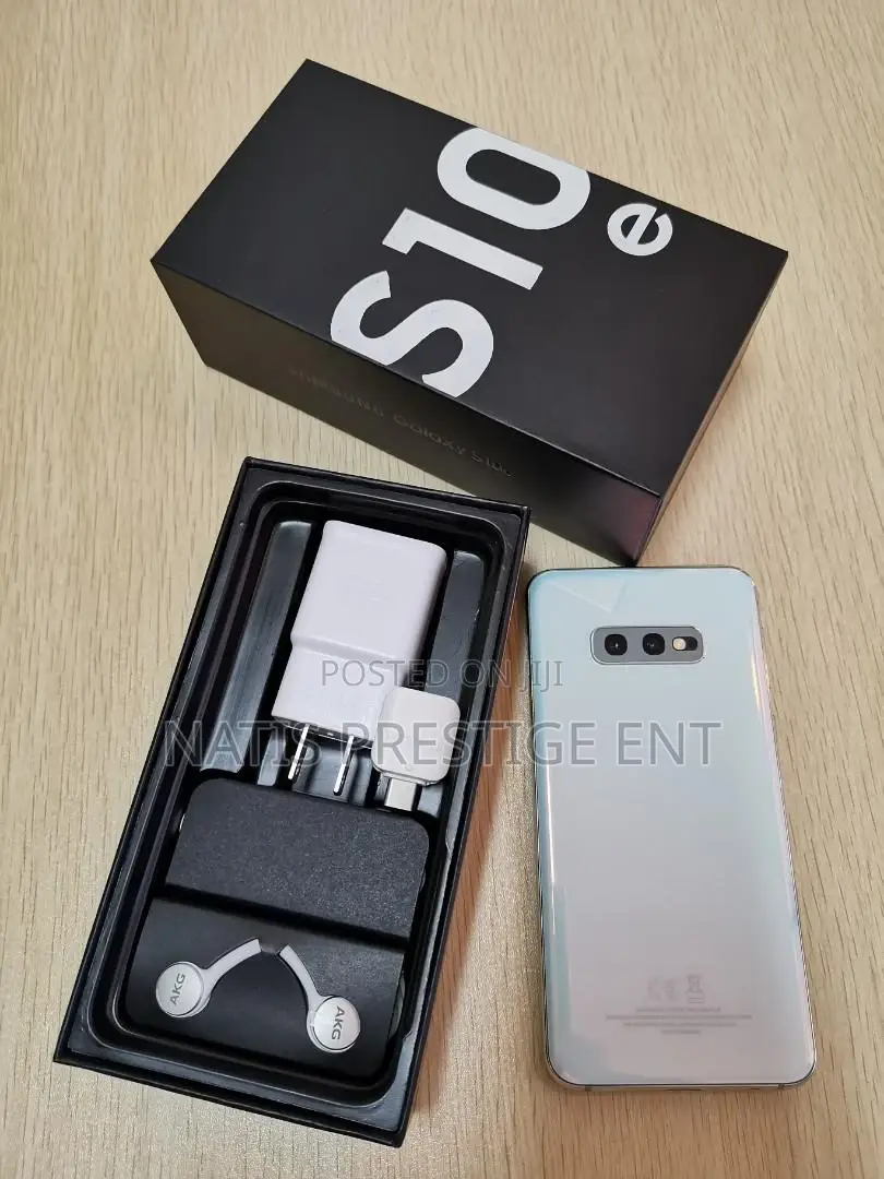 New Samsung Galaxy S10e 128 GB White
