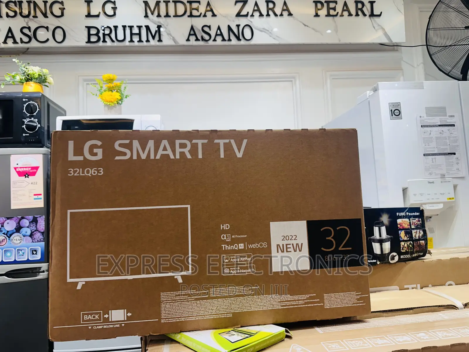 Fabulous Job TV LG FHD Smart 32”Lm63