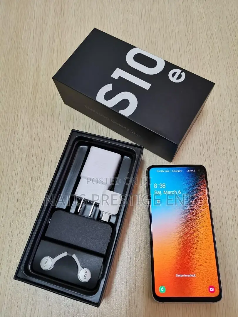 New Samsung Galaxy S10e 128 GB Black