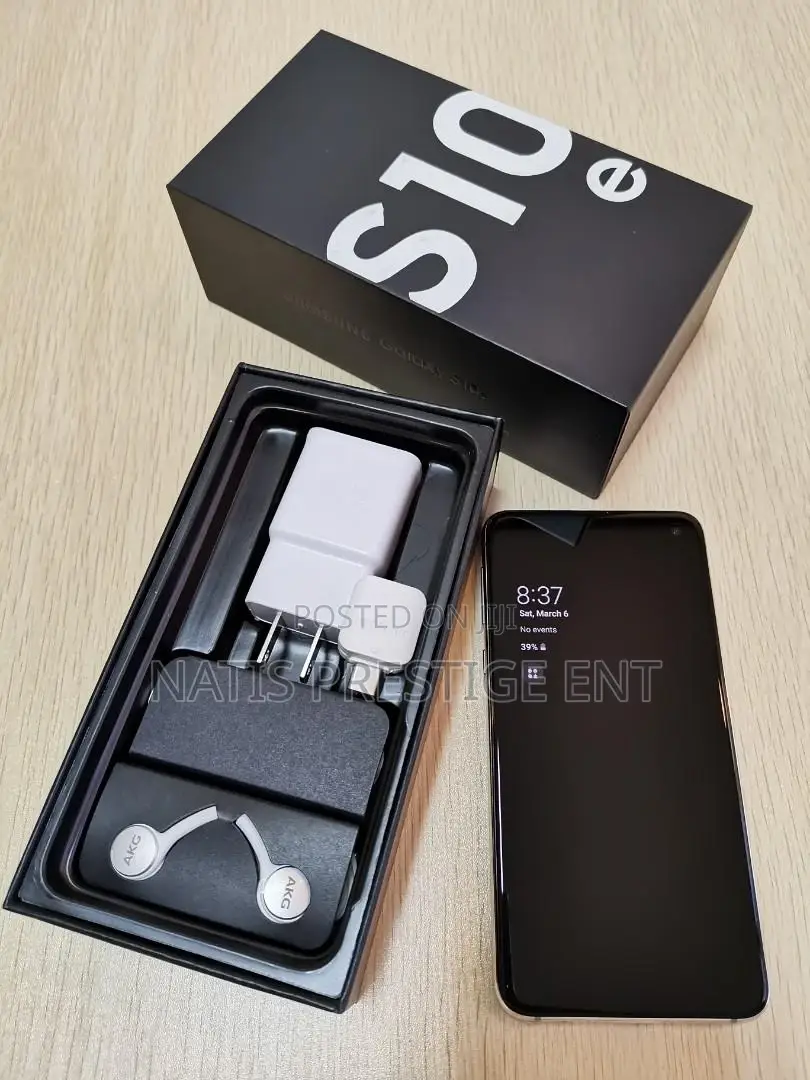 New Samsung Galaxy S10e 128 GB Black