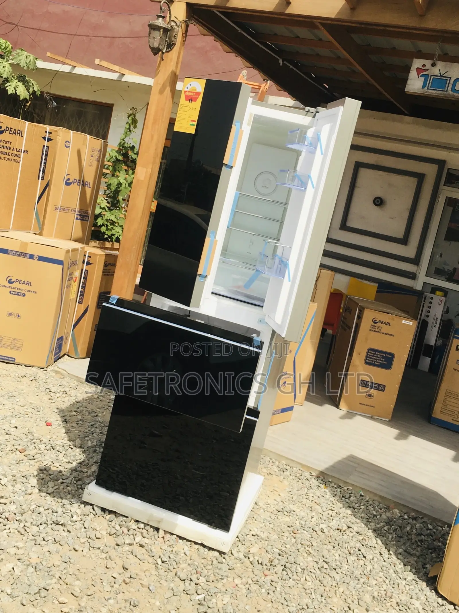 Black 4 Doors Glass Bottomfreezer Pearl PF-470BG Fridge