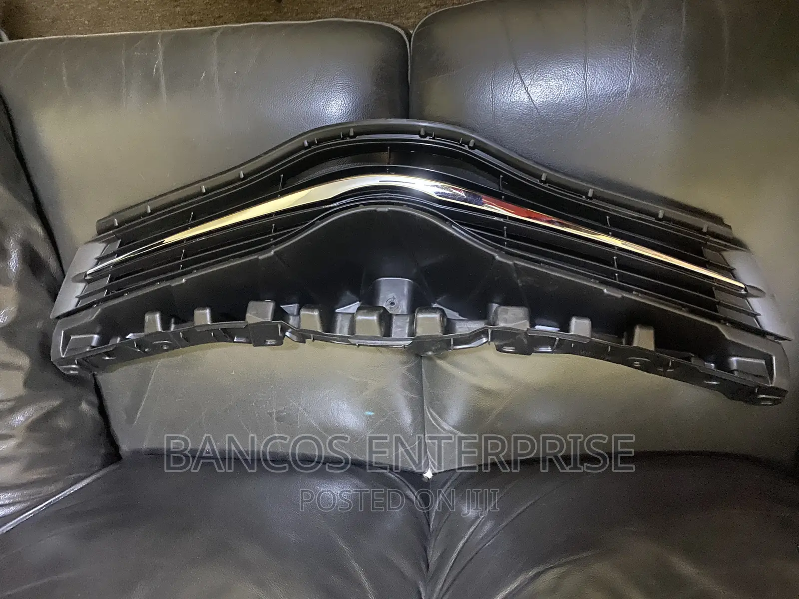 Toyota Vitz 2012/2013/2014 Top Grille