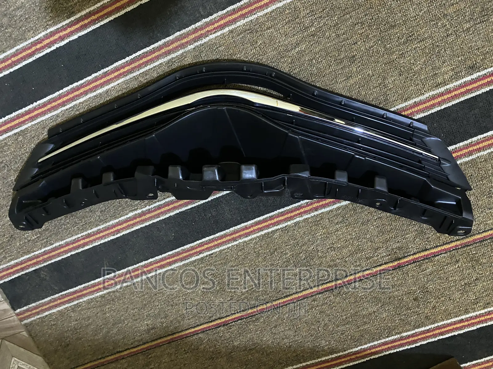 Toyota Vitz 2012/2013/2014 Top Grille