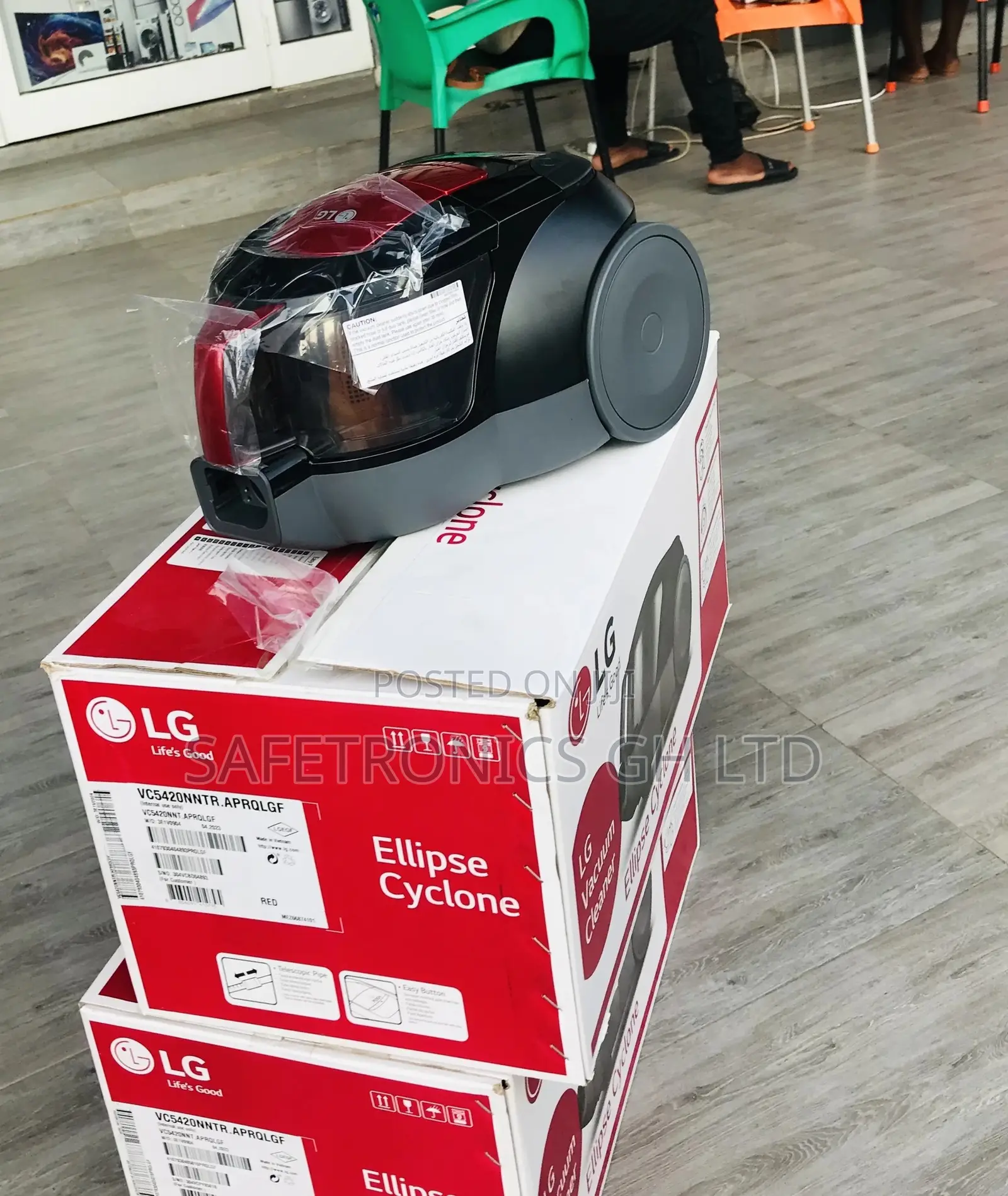 Reliable 2000W LG Vaccum Cleaner Vc5420nntr Electric