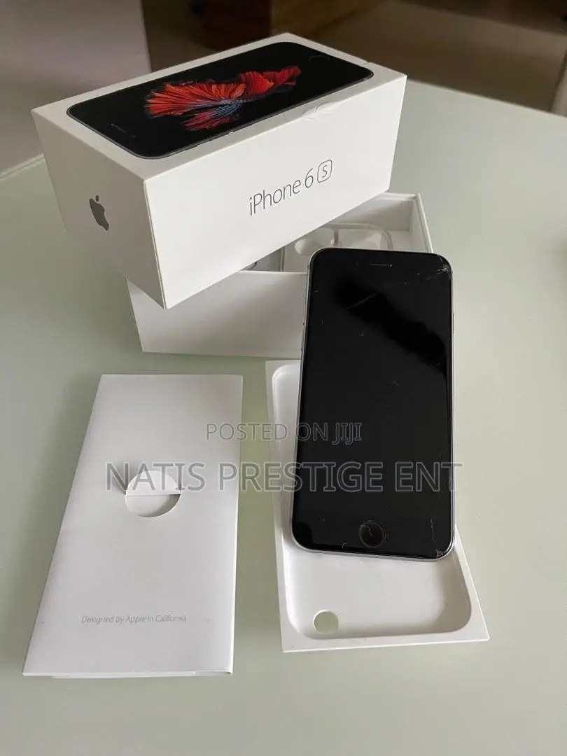 New Apple iPhone 6s 64 GB Silver