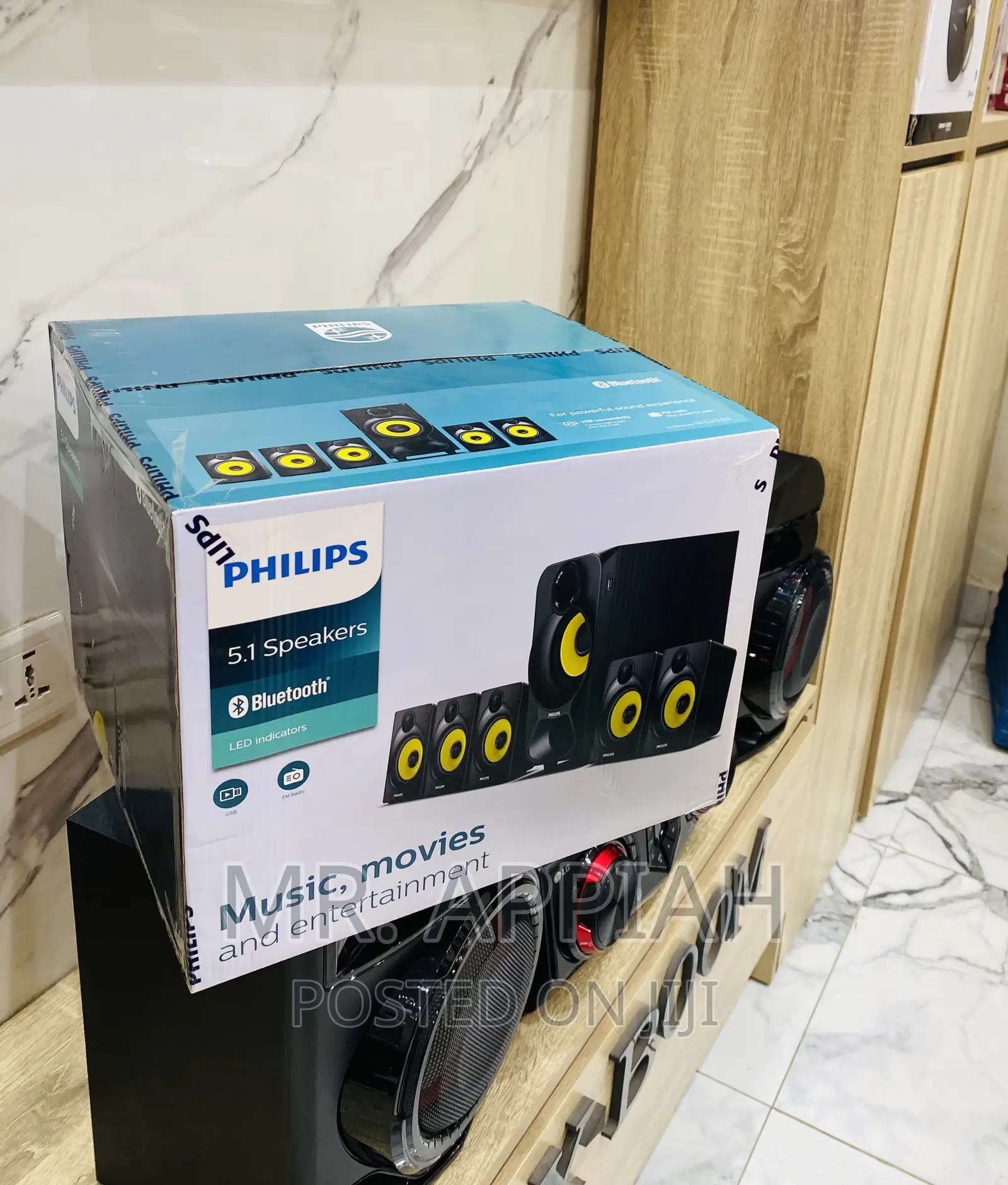 Reliable Philips Bluetooth Home Theater System(Black).