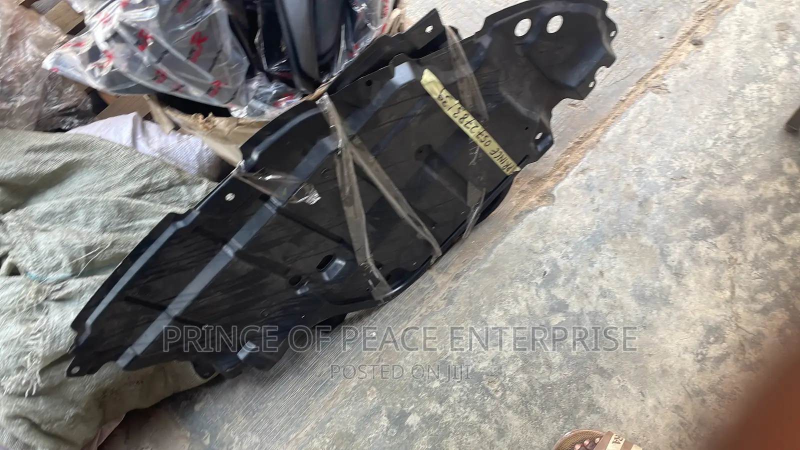 Corolla, Vibe, Camry Under Engine Panel