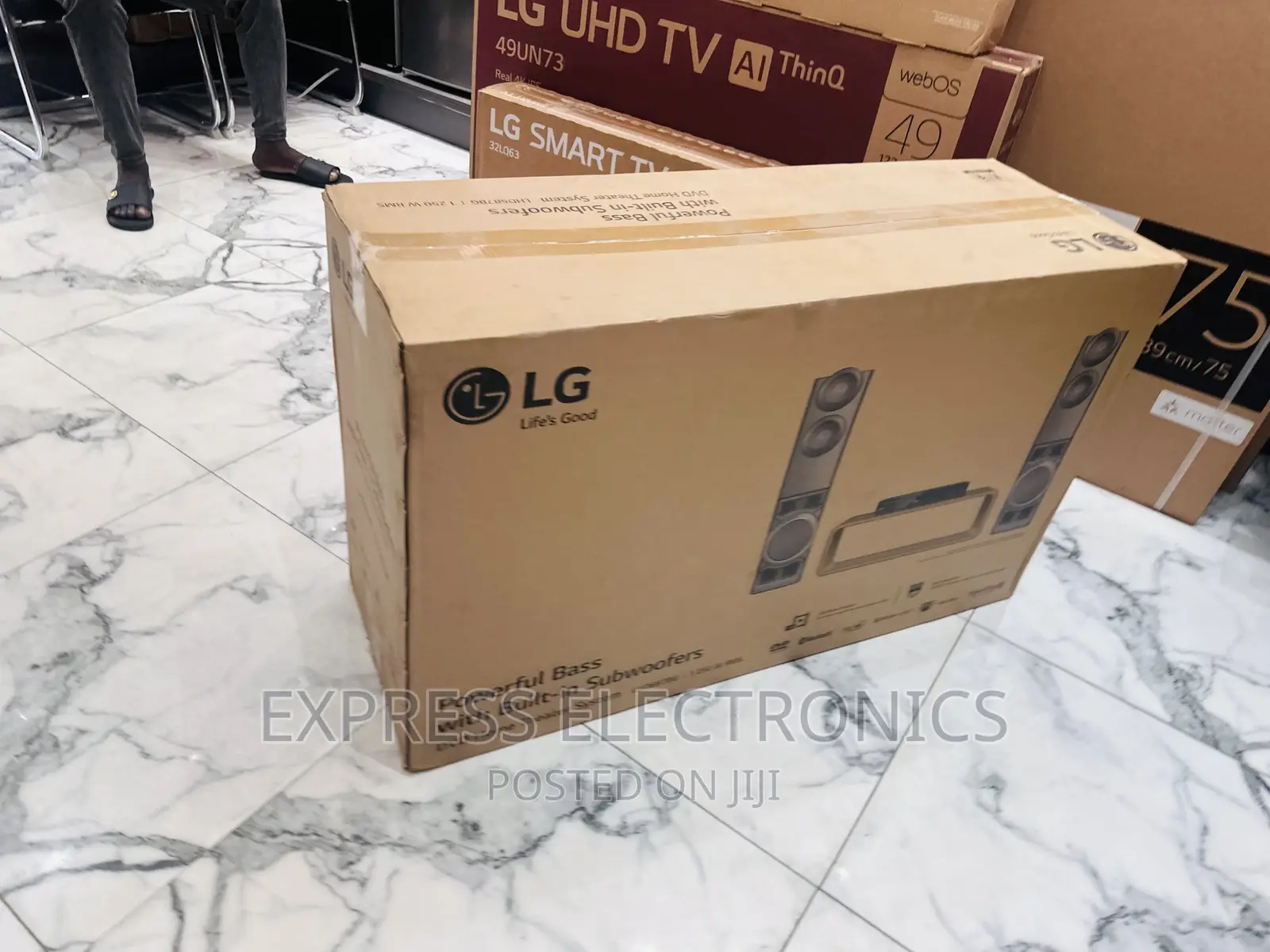 LG Sleek Best LHD 687 Sound Home Theater System