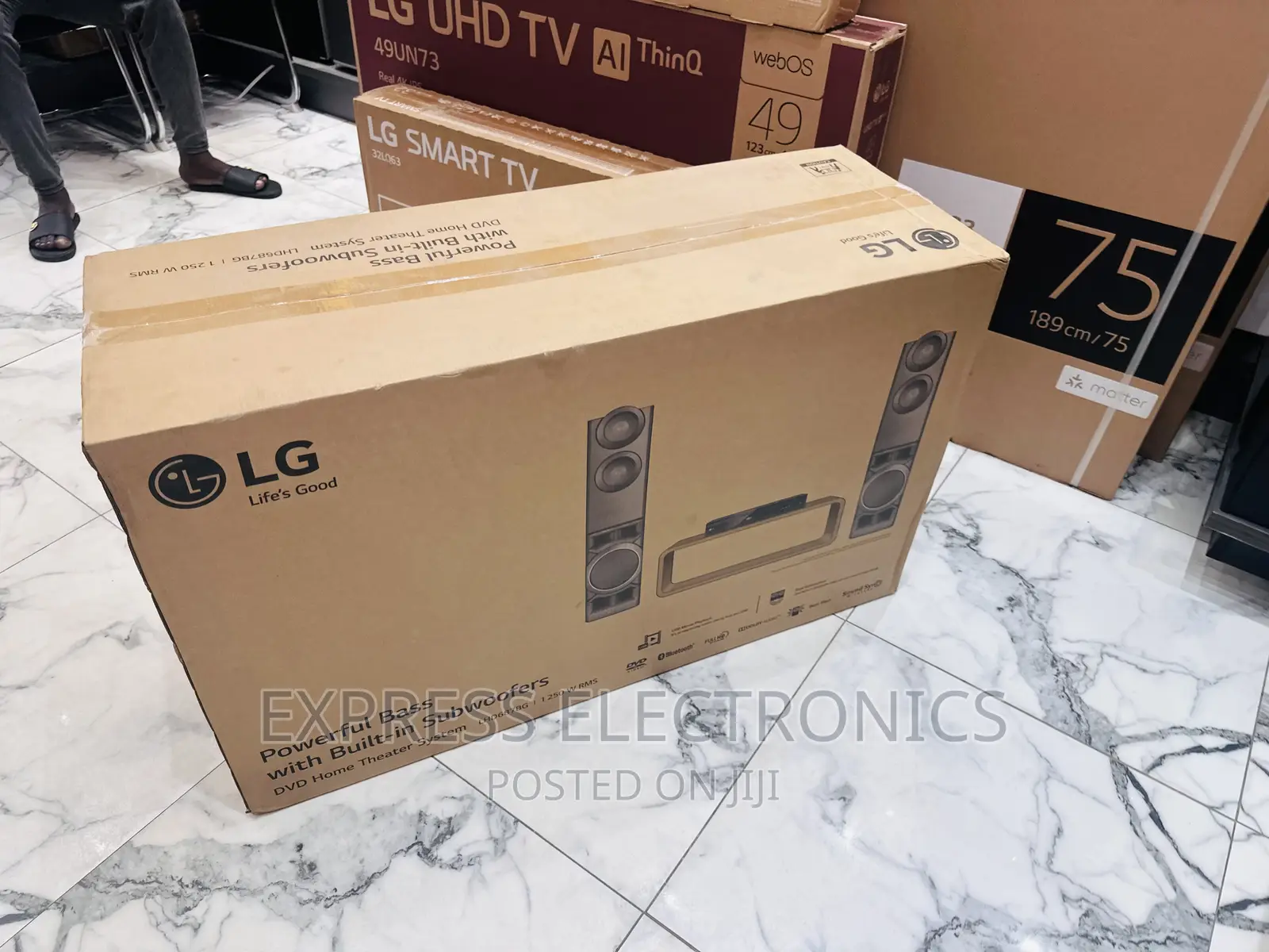 LG Home Theater System LHD 687 Black Powerful Sound System