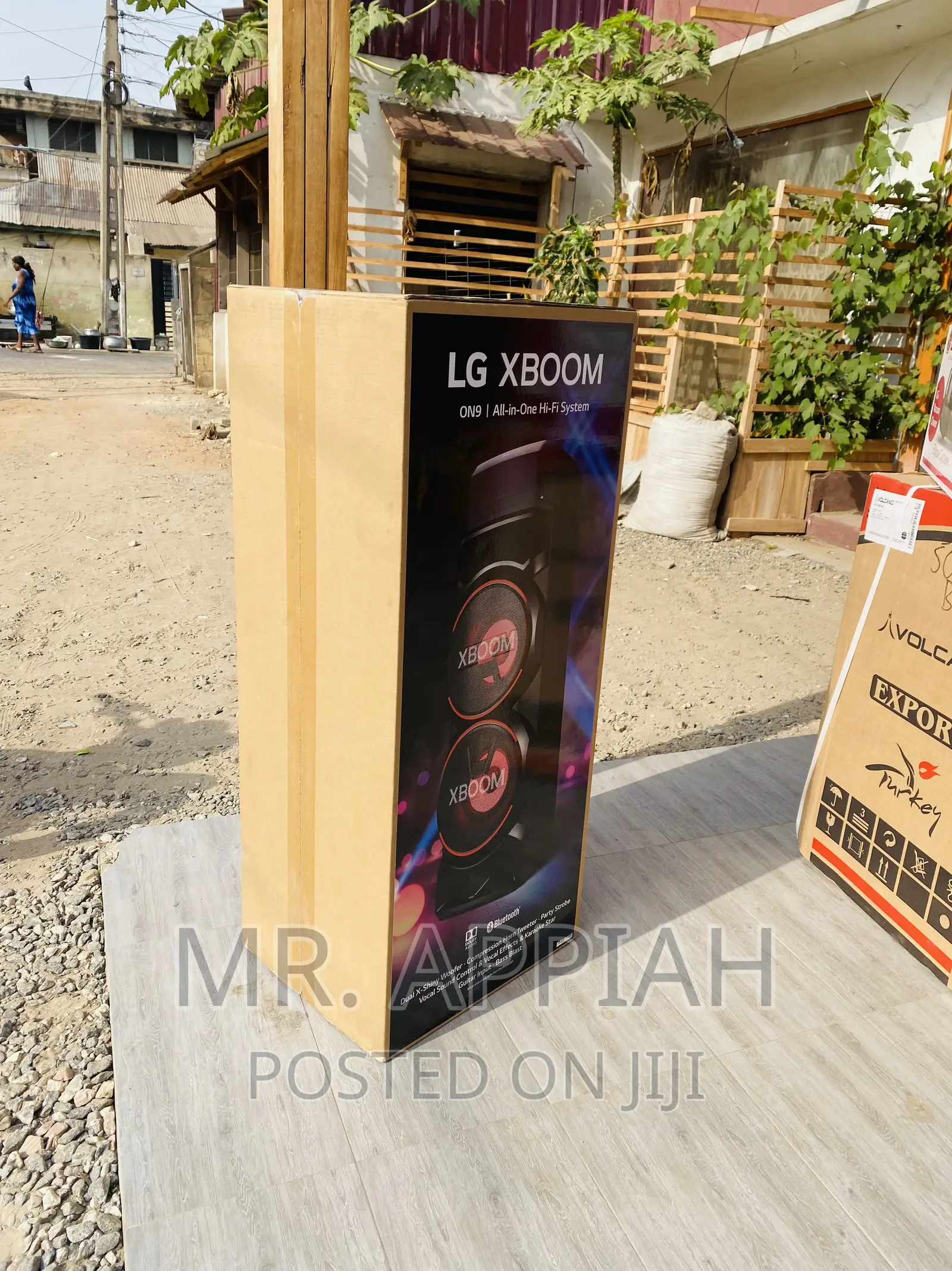 Well Designed LG ON9 Bluetooth Home Theater System(Black).
