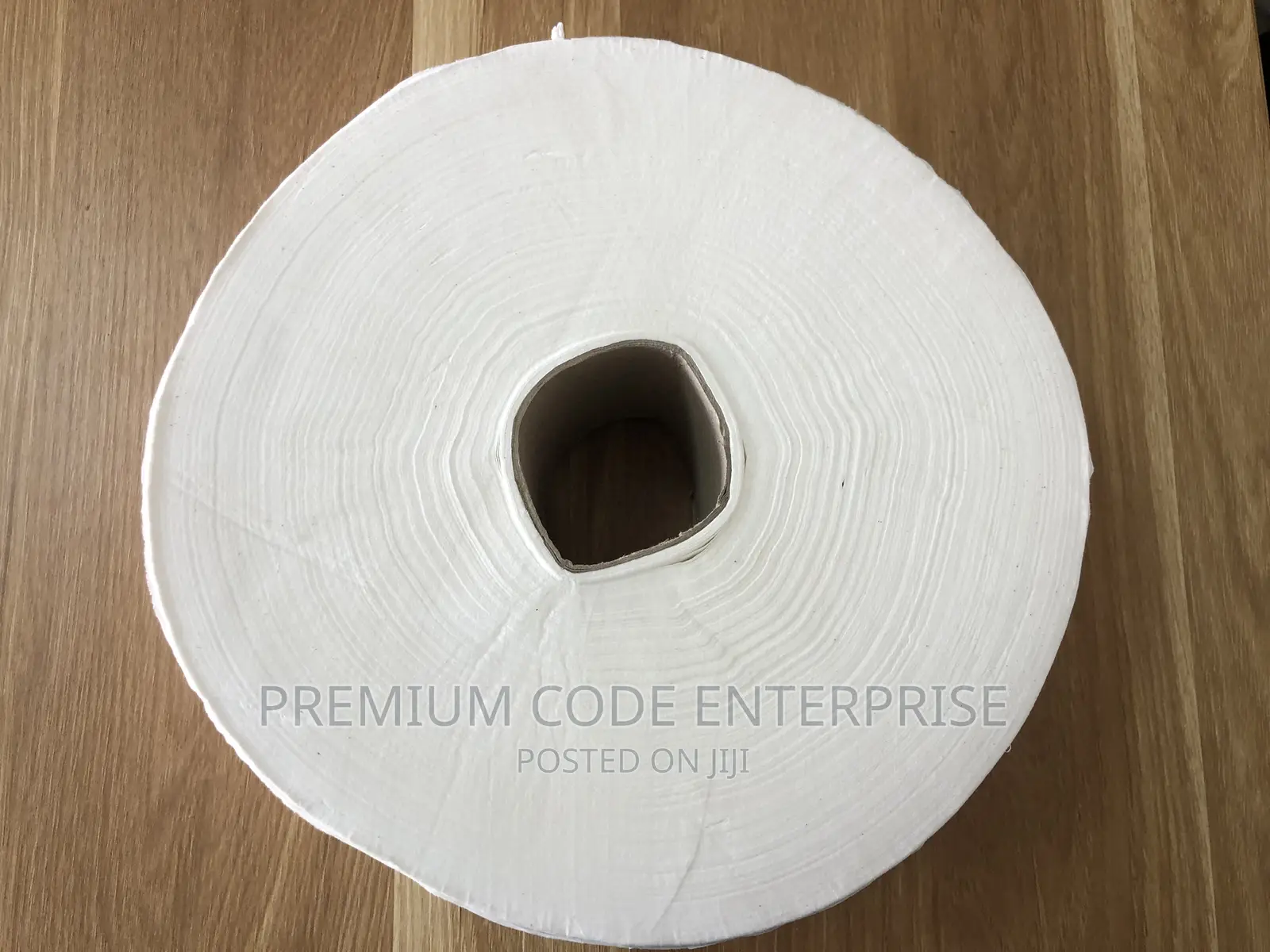 Maxi Jumbo Toilet Roll 360 Meters, 6 Rolls Per Pack