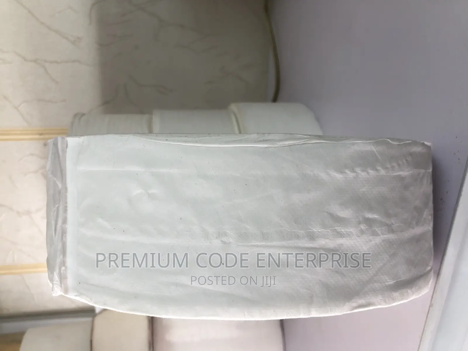 Maxi Jumbo Toilet Roll 360 Meters, 6 Rolls Per Pack