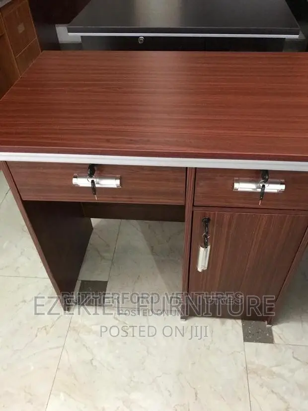Small Size Office Table