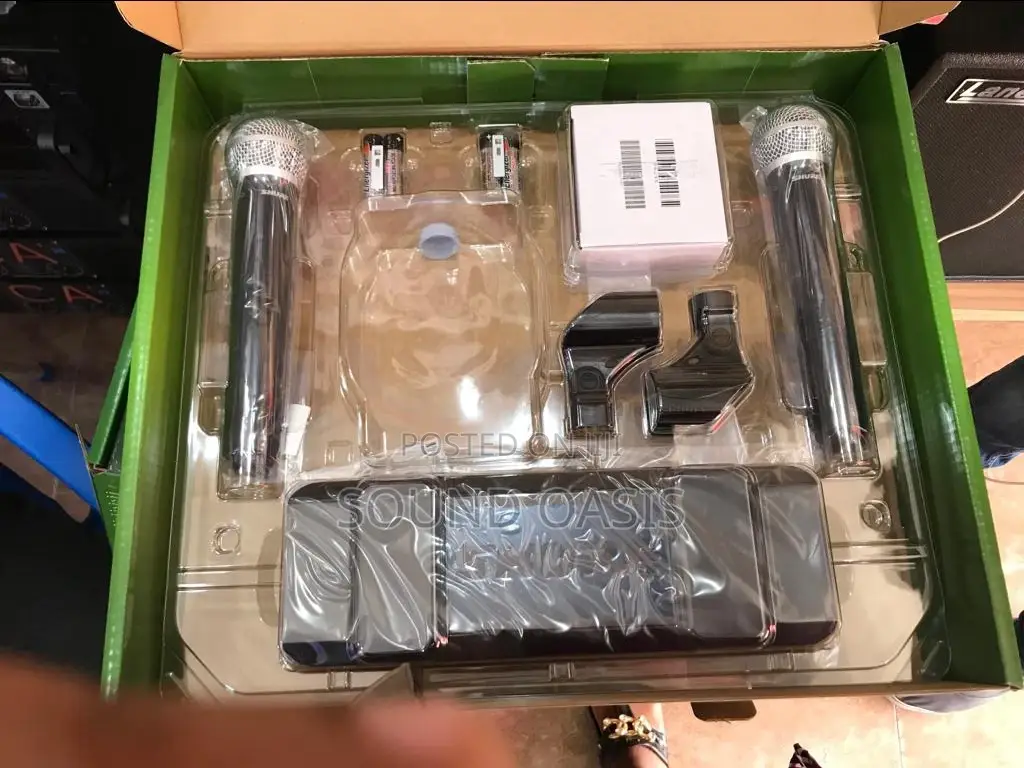 Shure BETA58A 2 in 1 Wireless Professional Microphone