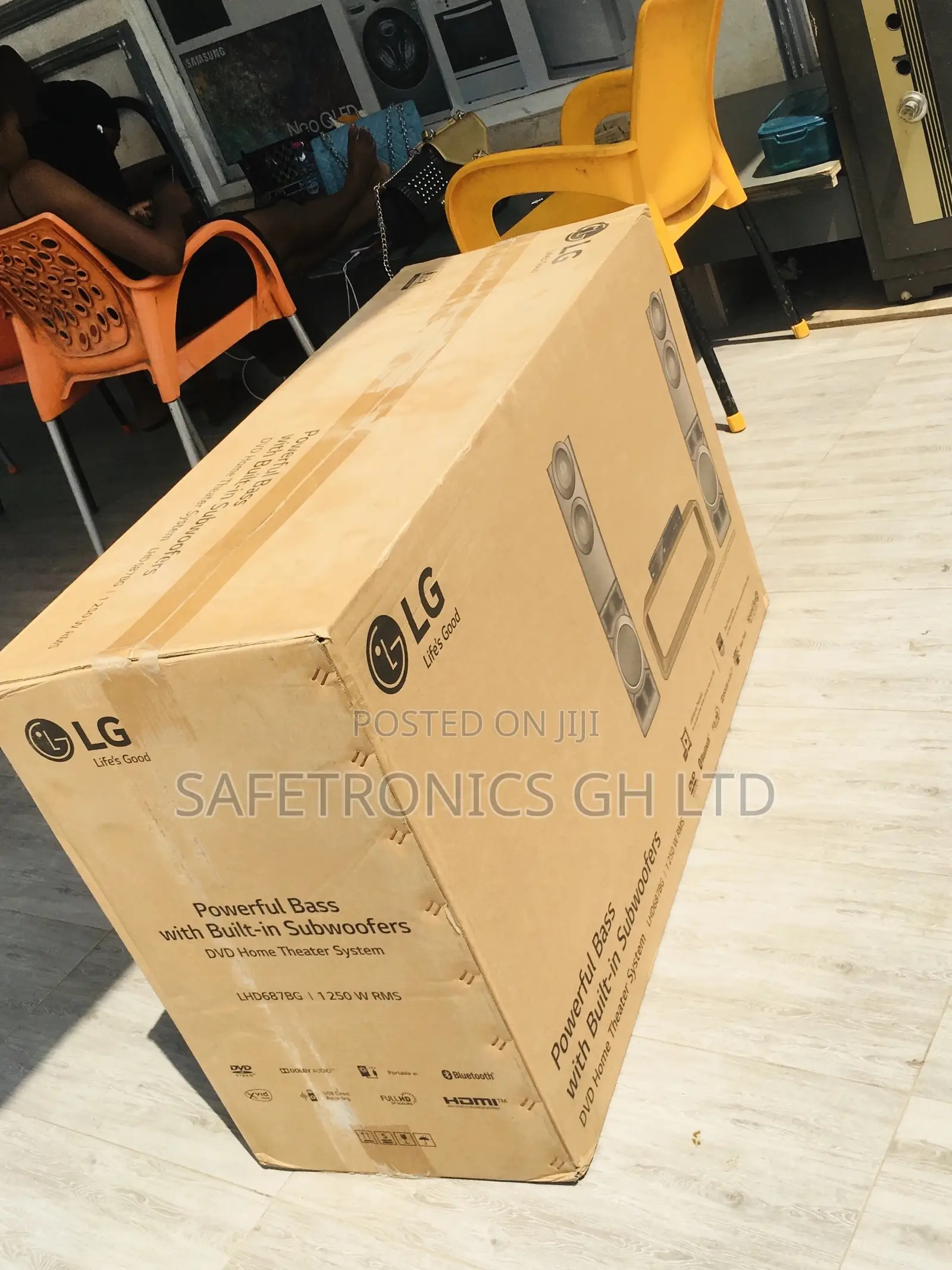 Black Wireless Bluetooth Electric LG LHD687 Speaker