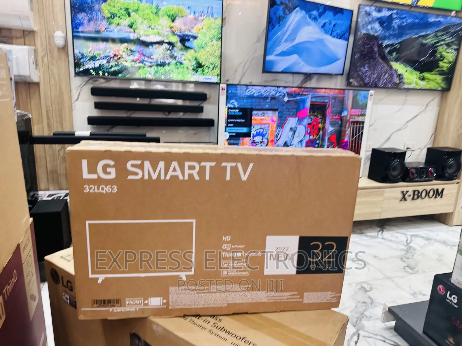 Pure Color FHD Smart Glossy 32”LM630 LG