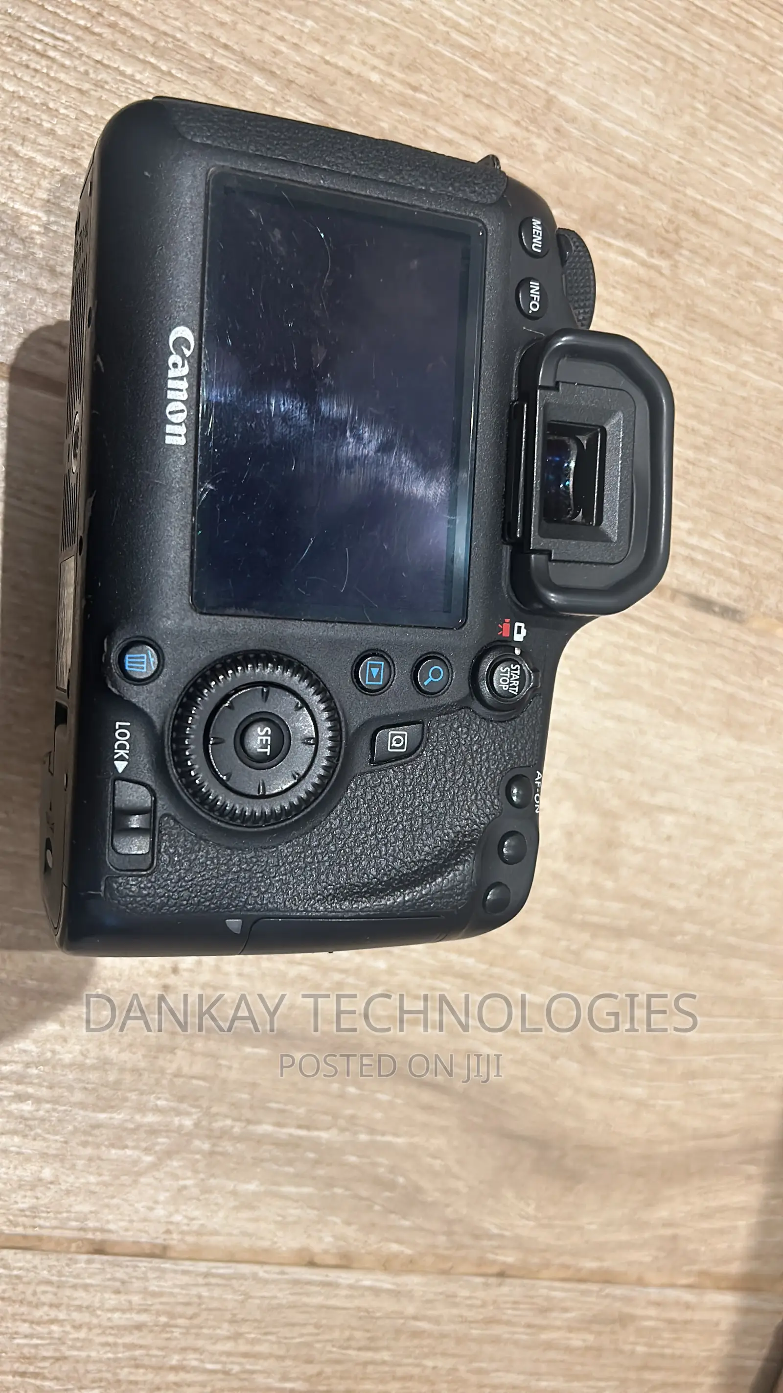 Canon 6d Mark Ii Body With Battery And Charger