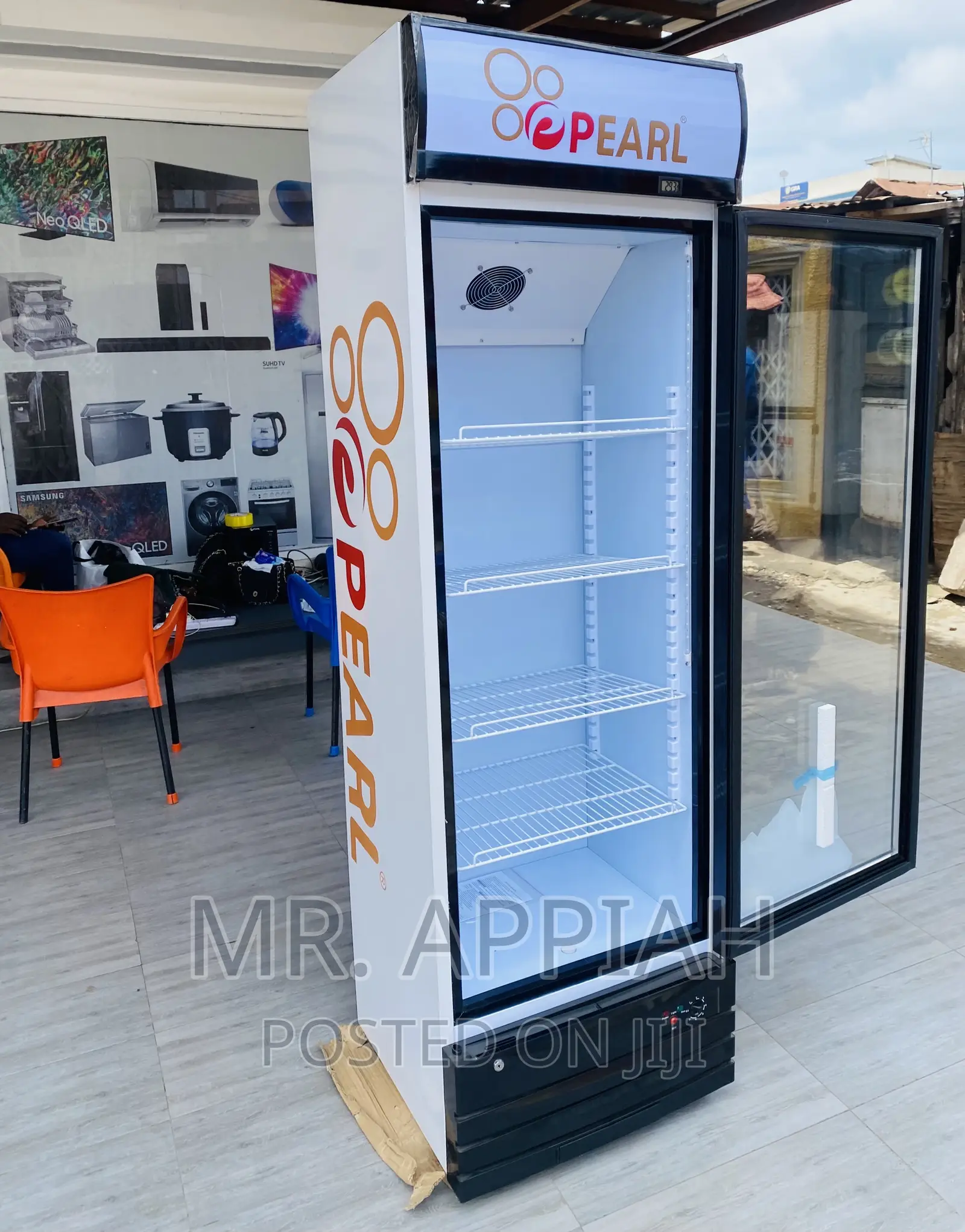 Fast Cooling Pearl PVC-28 1 Door Electric Beverage Cooler.