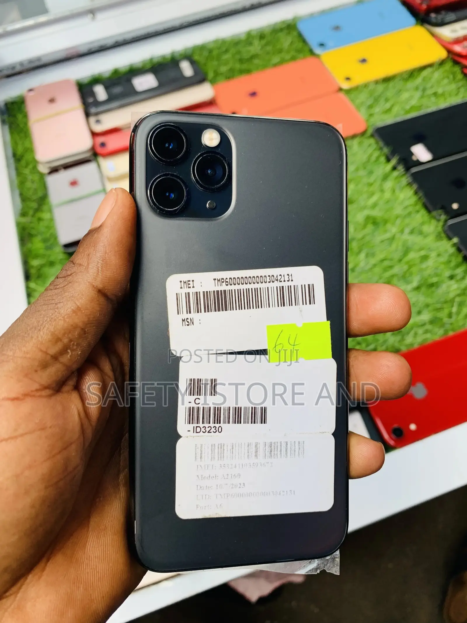 New Apple iPhone 11 Pro 64 GB Black