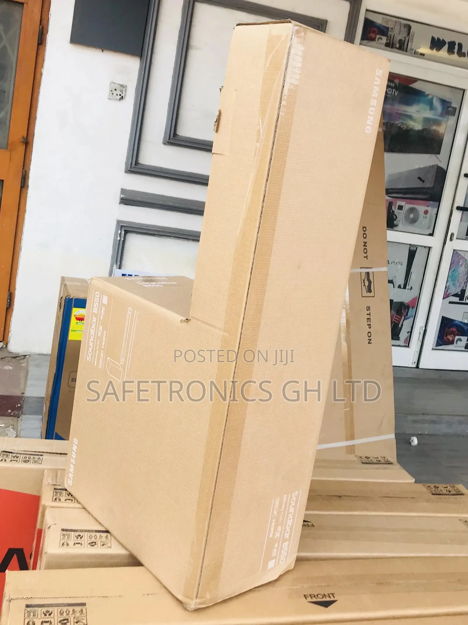 Samsung Bluetooth Wireless Black B550 Electric Soundbar
